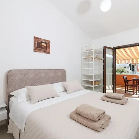 Gabriella And Antonella Apartamento Sukošan